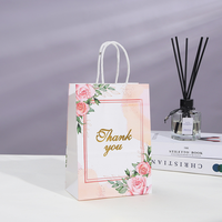 Sac en papier kraft général des fêtes Fleurs en feuille chaude Série de remerciements Sac à main Sac cadeau Sacs d'emballage de fête