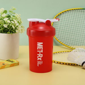 Copo de Plástico Ecológico Anticorrosão de 600ml para Academia com Impressão de Logotipo Personalizado, Livre de BPA, com Misturador Duplo para Proteína e Bebida Direta - Product Image 3