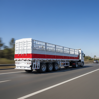 Semi-remorque en acier à 3 essieux pour le transport de bétail avec clôture latérale pour le transport de bovins, ovins et volailles, taille personnalisable