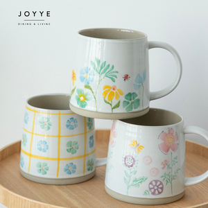 <span class=keywords><strong>Set</strong></span> di Stoviglie in Ceramica Joyye Spring con <span class=keywords><strong>Design</strong></span> Dipinto a Mano di Fiori Selvatici e Insetti, Stile Rustico da <span class=keywords><strong>Giardino</strong></span> in Argilla Naturale - Product Image 2