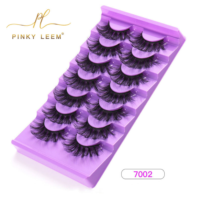 7 pairs of dazzling eyelashes