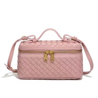Tas tangan tenun tangan musim panas wanita tas kosmetik bahu modis dompet tenun selempang