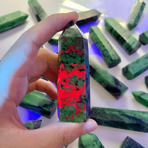 Vente en gros : Grande tour de cristal de Zoisite rubis naturelle, pointe de guérison - Product Image 6