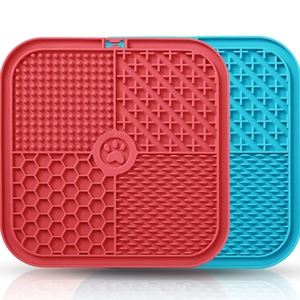 Tapis de léchage personnalisé pour chien, en silicone, pour soulager l'anxiété, gamelles anti-glouton, jouet durable en silicone pour chats et chiens - Product Image 1