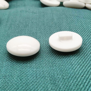 32L 20Mm Vòng Nhựa Hàng Đầu Nút Trong <span class=keywords><strong>Dyeable</strong></span> Màu Trắng, Nấm Hình Dạng Nút Nhựa, Nút Nhựa Với Shank - Product Image 1
