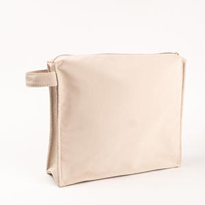 Bolsa de Aseo de Viaje Unisex de Nailon de Alta Calidad con Cierre de Cremallera, Personalizable, para Almacenamiento de Cosméticos - Product Image 2