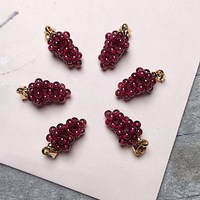 Pendentif en pierre de grenat naturelle en forme de petite grappe avec fermoir plaqué or 14 carats pour femmes