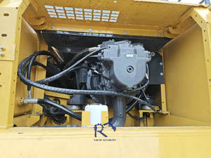 Excavadora de cadenas usada Komatsu PC450 de 45 toneladas en excelentes condiciones, modelo 2020, motor en venta, 1 año de servicio posventa - Product Image 5