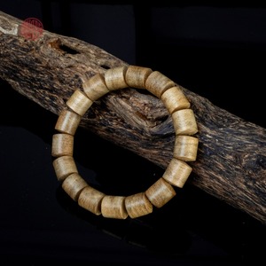 Bracelet Lu Thong en bois d'agar naturel de haute qualité, perles baril de 10 mm, grade 2, bijoux en oud - Product Image 3