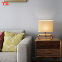 Lampe de Table LED en Bois au Design Nordique Moderne, Idéale pour Salon, Chambre, Bureau, Homestay – Nouveauté Promotionnelle