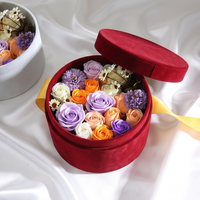 Boîte à chapeau ronde carrée en velours personnalisée, boîte cadeau pour fleurs avec ruban en satin pour la Saint-Valentin, emballage pour cosmétiques, parfums et bijoux