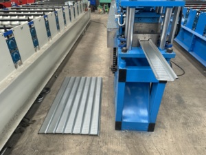 מפעל סין בשימוש רולר גלגול דלת מתגלגל הדלת ביצוע גליל להרכיב מכונת - Product Image 5