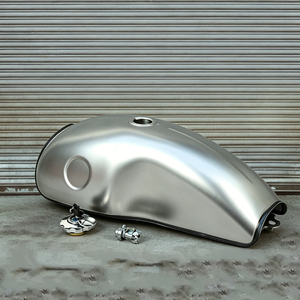 Tanque de Combustible Universal de 10L para Motocicleta, Estilo Café Racer, Tanque de Gasolina Vintage, Tanques de Gasolina Retro, Nuevo, Compatible con <span class=keywords><strong>750</strong></span> - Product Image 4