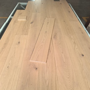 <span class=keywords><strong>Parquet</strong></span> rustique en bois <span class=keywords><strong>massif</strong></span> de chêne, lames de 8 pouces de large, revêtement de sol intérieur en bois dur multicouche, <span class=keywords><strong>parquet</strong></span> contrecollé. - Product Image 4