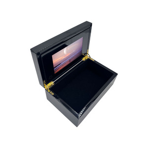 Boîte d'emballage cadeau d'écran vidéo de luxe en bois avec cette vidéo en lecture automatique - Product Image 3