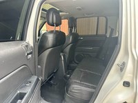 Jeep Patriot 2.4L CVT Yundong 4x4 5 places LHD SUV d'occasion 2012, faible kilométrage, vente chaude, export, vente en gros, marque chinoise de premier plan, abordable