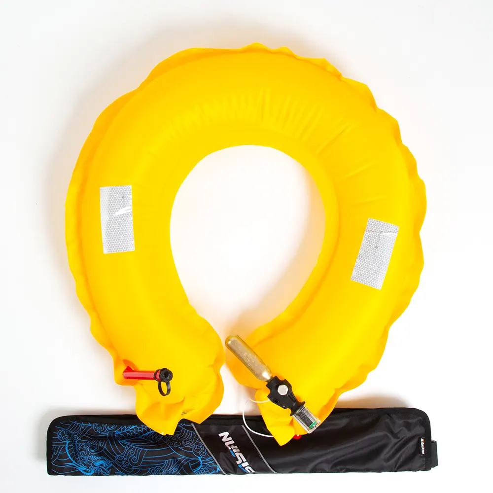 Ceinture de taille sûre d'anneau de sauvetage gonflable de haute qualité avec la conception multifonctionnelle d'espace de stockage de tirette pour la pêche sauvage