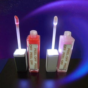 <b>Lip</b> <b>Gloss</b> with LED Light and Mirror 9ml Plastic Screw Cap Screen Printed Cosmetic - Product Image 2