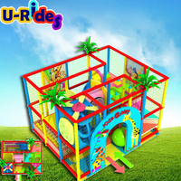 Petit équipement de jeu souple intérieur pour parc d'aventure parc d'attractions école centre commercial mousse durable et matière plastique