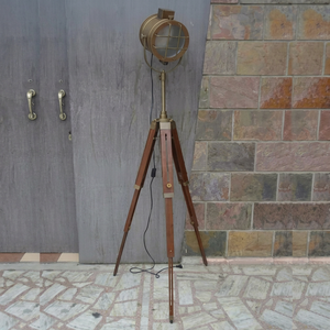 Lanterne en métal réglable vintage ALFA-NAUTICAL, faite à la main, sur trépied cylindrique, luminaire décoratif pour la maison - Product Image 1