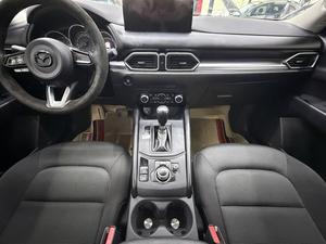 MAZDA CX5 D'<span class=keywords><strong>OCCASION</strong></span> 2025 2.0L <span class=keywords><strong>AUTO</strong></span> 2RM ÉDITION CONFORT 5 PORTES 5 PLACES SUV ESSENCE 155 CH INHALATION NATURELLE CX5 <span class=keywords><strong>OR</strong></span> SUR NOIR - Product Image 3