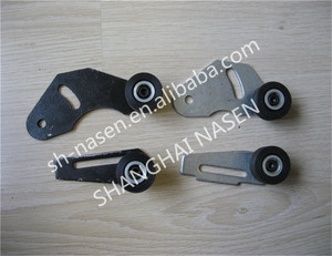 <span class=keywords><strong>Brazo</strong></span> de Cierre de Puerta de Ascensor KON* con Rodillo - Product Image 1