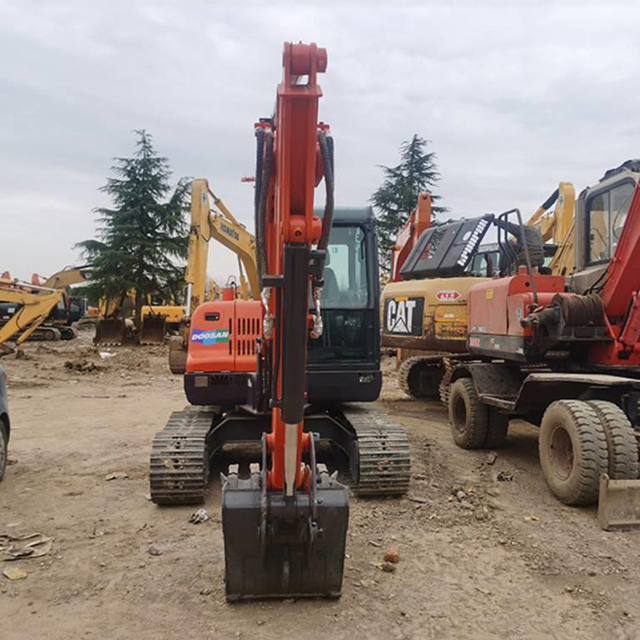 Second Hand DOOSAN DX60-9C Backhoe Bucket Loader Used DX60 Backhoe Loader Mini Hydraulic Excavator for Sale