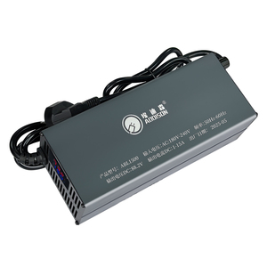 <span class=keywords><strong>Chargeur</strong></span> de batterie au lithium intelligent réglable 800 watts 20S 73V10A pour voiture électrique avec affichage de charge LED <span class=keywords><strong>Chargeur</strong></span> NCM - Product Image 3