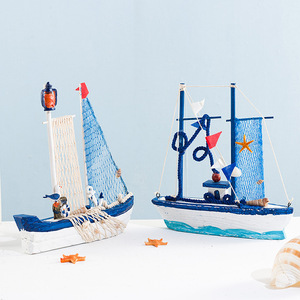 Decoración de velero mediterráneo de 22,5 cm x 4,5 cm x 24,5 cm, barco decorativo hecho a mano con linterna y red. - Product Image 3
