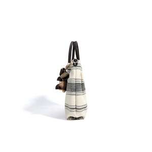 Nuevo diseño a rayas, estilo étnico de alta gama, bolso cruzado cuadrado portátil para mujer, correas dobles para los hombros, cierre con cremallera - Product Image 3