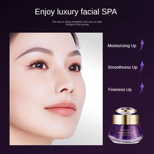 Crema blanqueadora de lujo de etiqueta privada, <span class=keywords><strong>productos</strong></span> <span class=keywords><strong>para</strong></span> el cuidado de <span class=keywords><strong>la</strong></span> <span class=keywords><strong>piel</strong></span>, crema facial hidratante antiarrugas <span class=keywords><strong>para</strong></span> el cuidado de <span class=keywords><strong>la</strong></span> <span class=keywords><strong>piel</strong></span> clara - Product Image 3