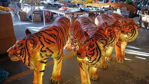 Holiday Garden Tiger <b>Led</b> Lamp For Outdoor Landscape <b>Lighting</b> Resin Animal Statue Ip65 Waterproof Christmas Festival Decor - Product Image 1