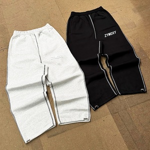 Pantalones Deportivos Personalizados de Felpa Francesa 100% Algodón, Gruesos, de Alta Calidad, Color Gris, con Costuras en Contraste, Estilo Holgado para Hombre - Product Image 3