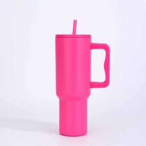 Adults Stainless Steel Tumbler With 40Oz Capacity and Modern Design - Product Image 4