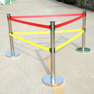 Poste de barrera retráctil de acero inoxidable de 2, 3 y 5 metros para control de filas y gestión de multitudes - Product Image 3