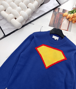 Suéter de punto con cuello redondo y estampado de superhéroes, jersey informal para uso diario y eventos temáticos - Product Image 1