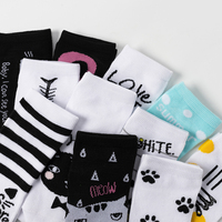 Chaussettes courtes pas cher femmes en gros acheter un nouveau design motif mignon chaussettes d'été pour les filles quotidien