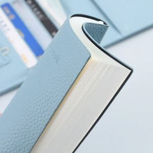 Ensemble Cadeau d'Affaires Personnalisé en Cuir PU : Étiquette de Bagage, Pochette Passeport, Carnet, Stylo Métallique, Thème Avion - Product Image 5