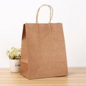 Sacs en papier kraft recyclables avec logo personnalisé et poignées torsadées, adaptés aux achats de vêtements et aux sacs cadeaux pour expositions. - Product Image 6