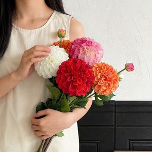 ดอกดาเลียประดิษฐ์ยี่ห้อยาสุโนบุ ก้านเดี่ยว สีชมพูอ่อน สีชมพูเข้ม สีแดง สีขาว สีส้ม สำหรับตกแต่งงานแต่งงานและบ้าน - Product Image 2