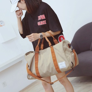 Sac de sport unisexe tendance, nouveau modèle, avec fermeture éclair, sac de voyage décontracté, design monobloc avec logo pour homme - Product Image 4
