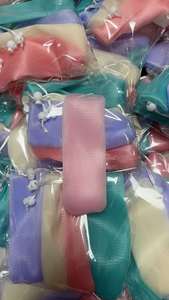 Sacs en filet exfoliants en plastique pour savon, avec cordon de suspension pour le corps, le bain et la douche - Gain de place - Product Image 4