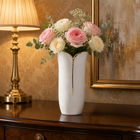Vase en céramique blanc moderne avec bord doré, forme de tulipe, vase à fleurs pour la décoration de la maison, centre de table pour le salon, cadeau de mariage