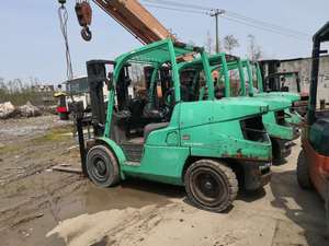Chariot élévateur d'occasion MITSUBISHI FD50 pour travaux de terrassement - Offre Spéciale - Product Image 3