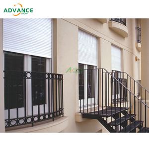 Portes à volets roulants en aluminium léger et élégant Conception peu encombrante Mécanisme de glissement en douceur pour <span class=keywords><strong>volet</strong></span> <span class=keywords><strong>roulant</strong></span> d'usine de garage - Product Image 3