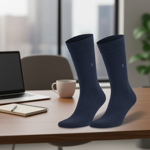 Chaussettes habillées décontractées pour hommes, bleu foncé, tricotées en spandex, légères, pour usage quotidien, style uni, logo sous le pied - Product Image 2