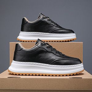 Zapatos de skate para hombre, zapatillas blancas a la moda, zapatos deportivos casuales con cordones, versión coreana, zapatillas para correr transpirables y modernas - Product Image 5