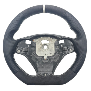 Volante Alcantara de cuero perforado de venta directa Factony para volante de coche BMW E90 - Product Image 1