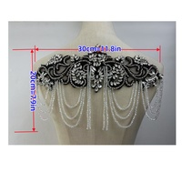 Applique florale 3D perlée de haute qualité avec pompon et strass lourds scintillants pour panneau de corsage, accessoires de décoration de robe de luxe DIY