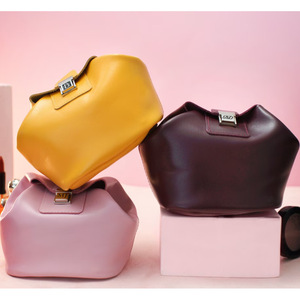 Bolsa de almacenamiento de cosméticos de cuero PU, bolsa para joyas, bolsa de viaje, bolsa compacta acolchada, regalo con posibilidad de imprimir logotipo. - Product Image 2